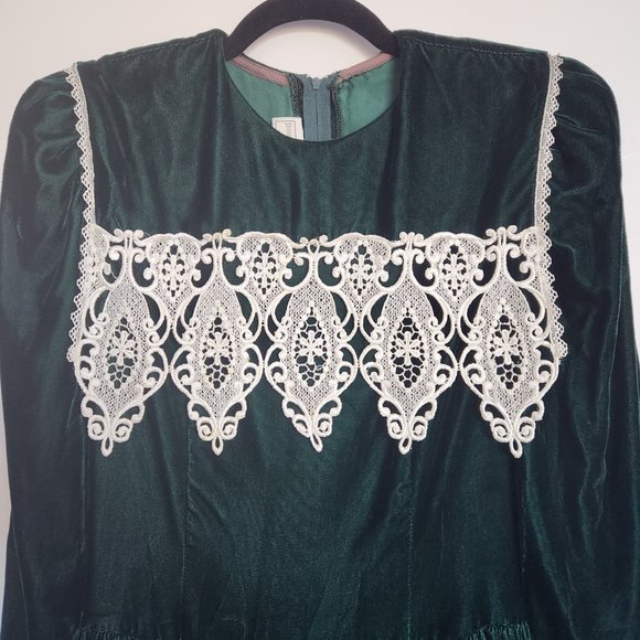Jessica McClintock Gunne Sax 70s 80s Green Velvet Dress Lace Trim Collar Size 9 - Picture 2 of 6